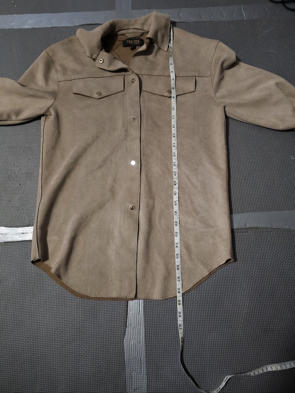 Suede button up - Picture 4 of 4